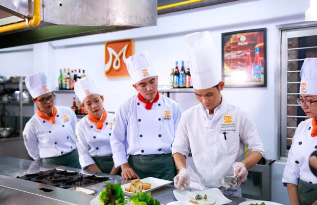 Lịch khai giảng Nêw888 cá cược trực tuyến