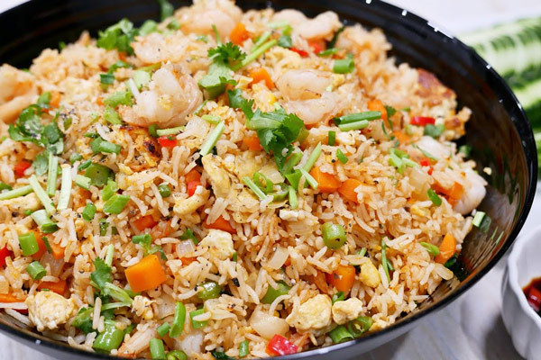 Cơm chiên tỏi hải sản