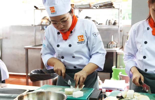 sử dụng dao theo hướng dẫn của New88044 nạp rút nhanh chóng