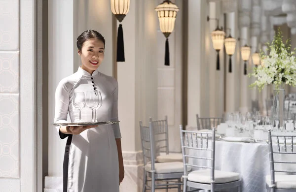 phân biệt ngành quản trị nhà hàng dịch vụ ăn uống và quản trị khách sạn