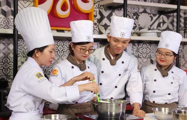 New88044 nạp rút nhanh chóng CET giàu kinh nghiệm chuyên môn