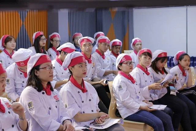 88New 1 com link không bị chặn chăm chú nghe giảng
