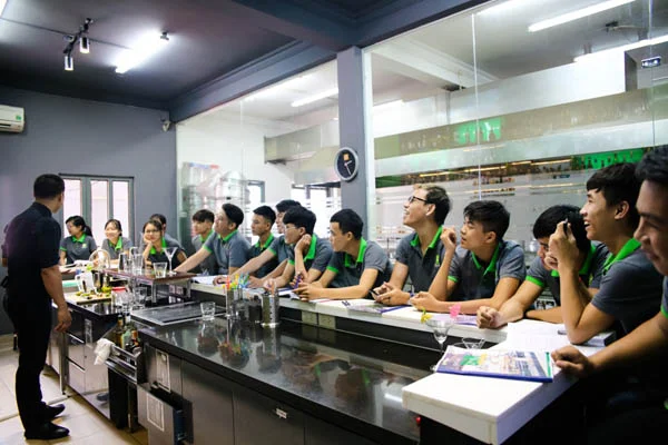 88New 1 com link không bị chặn lớp bar trưởng