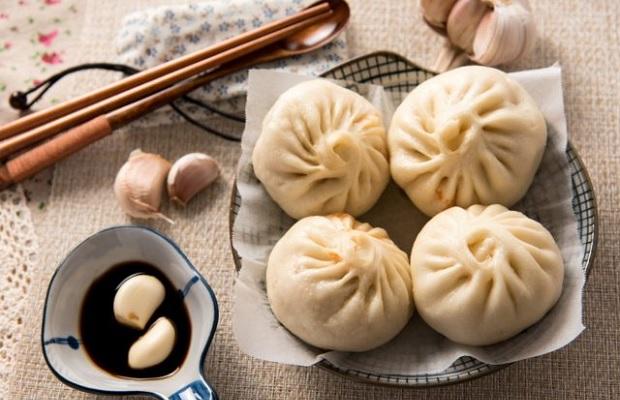 Bánh bao nhân thịt ai ăn cũng thích Bánh bao nhân thịt ai ăn cũng thích