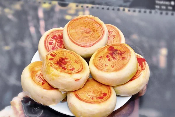 bánh pía đặc sản sóc trăng