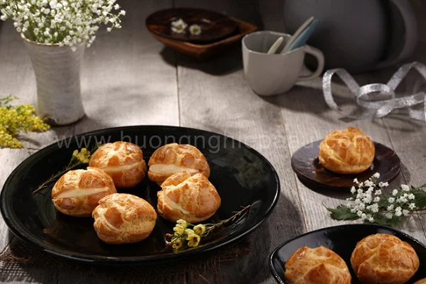bánh su kem nhân sữa tươi bánh su kem nhân sữa tươi