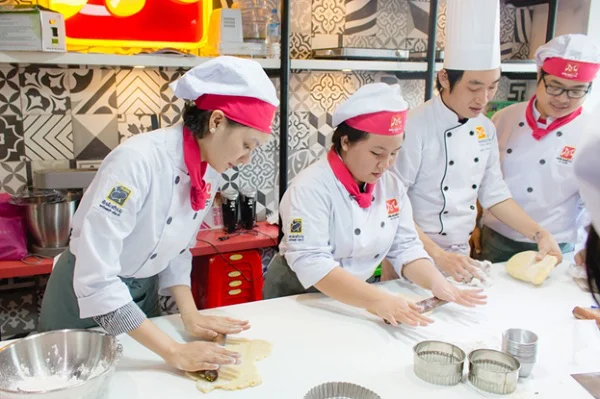 Học khóa New8883 cá cược thể thao, casino trực tuyến, tài xỉu bếp bánh