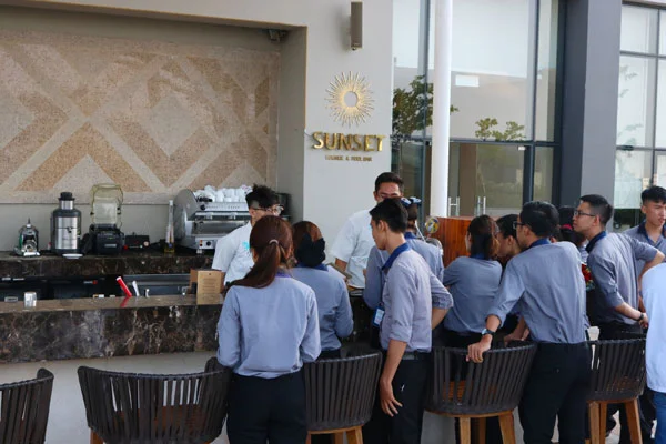 88New 1 com link không bị chặn HNAAu có cơ hội trao đổi trực tiếp với Bartender ở quầy bar Sunset
