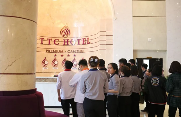 88New 1 com link không bị chặn được hứng dẫn tham quan quầy Lễ tân