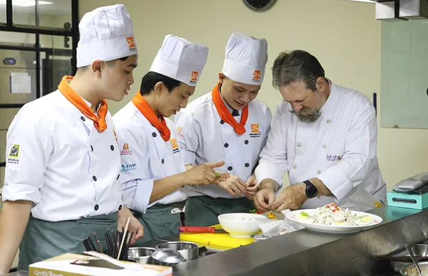 Chef Norbert Ehrbar hướng dẫn 88New 1 com link không bị chặn