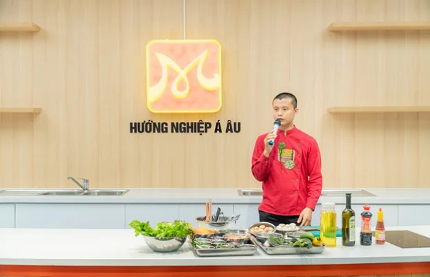 New8883 cá cược thể thao, casino trực tuyến, tài xỉu Nguyễn Văn Bền chia sẻ kinh nghiệm