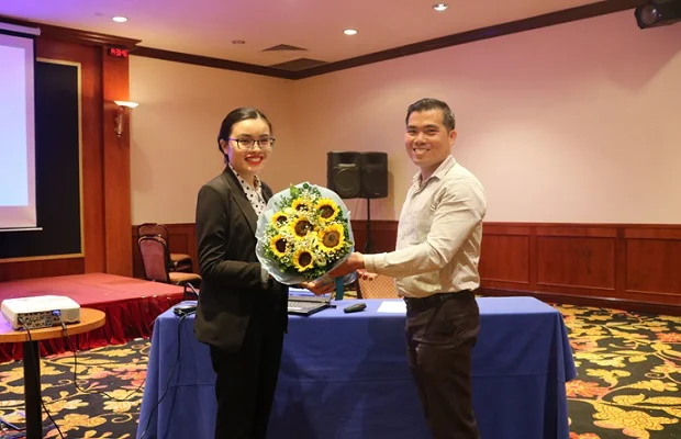 New88044 nạp rút nhanh chóng Phan Thanh Vũ gửi tặng bó hoa tươi