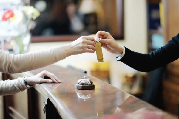 Quy trình check in, check out khách sạn cần đảm bảo đầy đủ các bước Quy trình check in, check out khách sạn