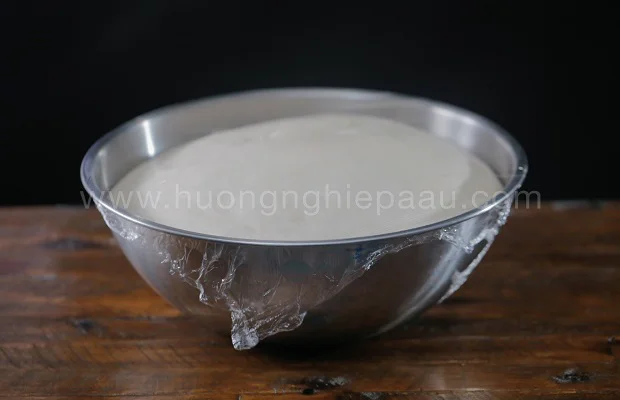 bọc kín âu bột đem ủ