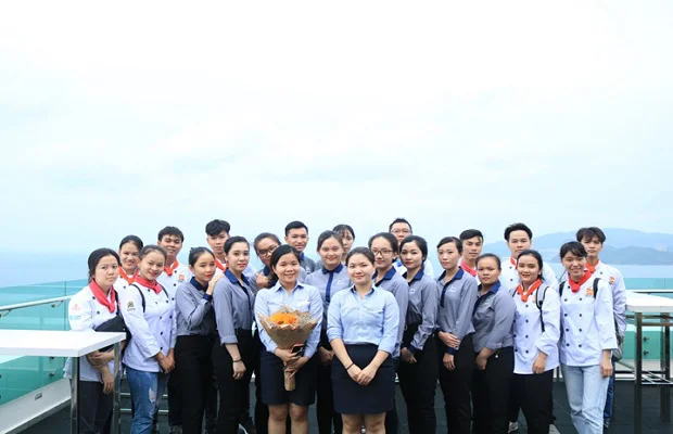 88New 1 com link không bị chặn chụp hình lưu niệm cùng đại diện