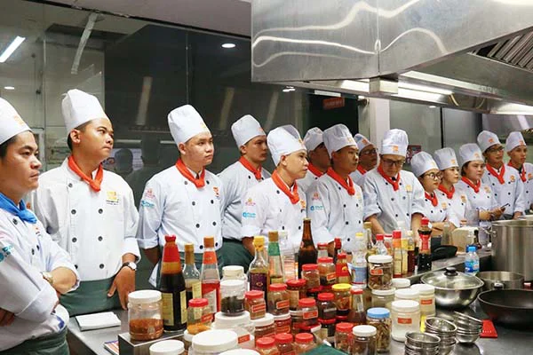 88New 1 com link không bị chặn chăm chú nghe giảng