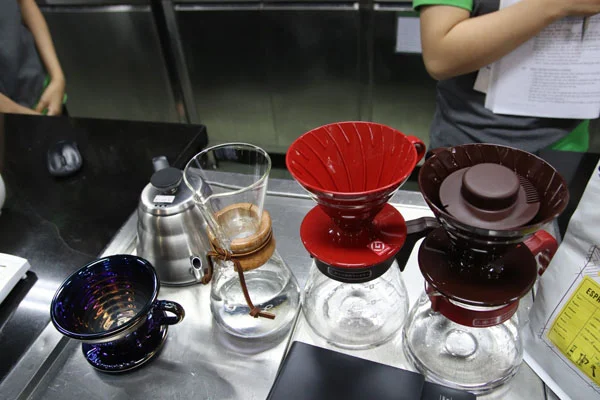 dụng cụ New8808 link không chặn bằng phương pháp Pour Over