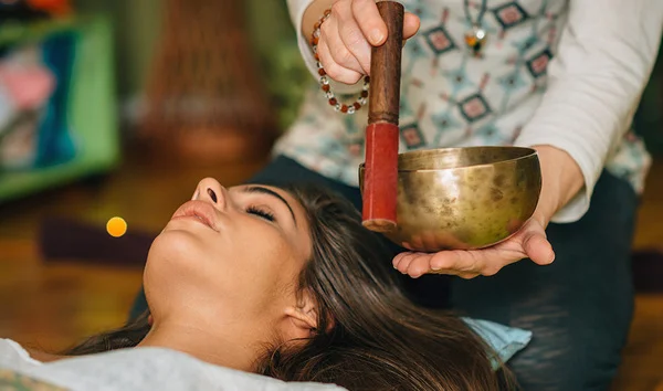 âm thanh khi 88News tải app về điện thoại spa