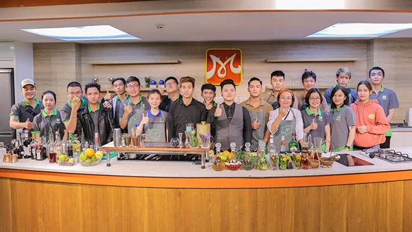 đông đảo 88New 1 com link không bị chặn tham dự workshop cocktail infusion