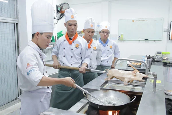 88New 1 com link không bị chặn quan sát kỹ thuật làm giòn