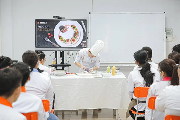 New88044 nạp rút nhanh chóng vừa thực hiện vừa hướng dẫn giúp học nắm bắt kiến thức dễ dàng