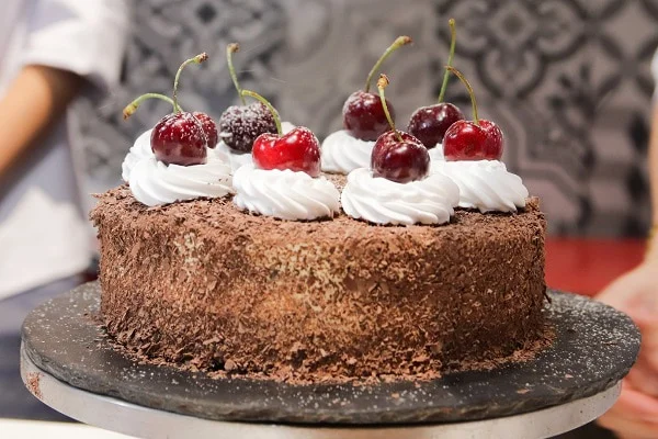 bánh black forest
