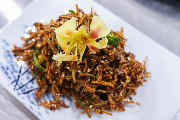 Cá cơm rim