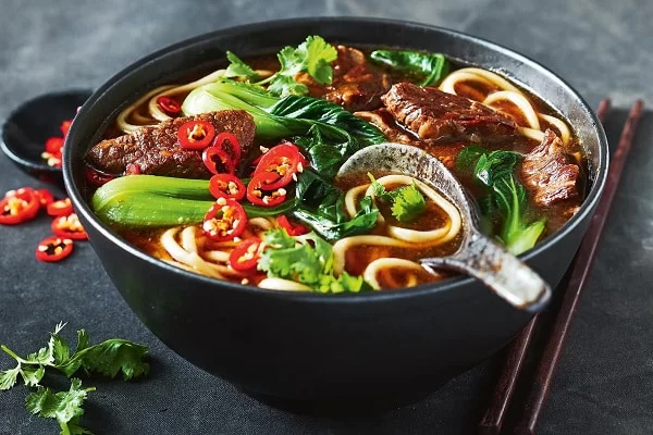 day-lam-mi-bo-ham-dai-loan dạy làm mì bò hầm đài loan
