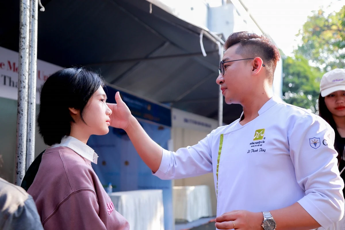 Trang Chủ Của Nhà Cái New88.Com Chính Thức tại ngày hội tuyển sinh