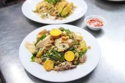 học làm gỏi gà xé phay
