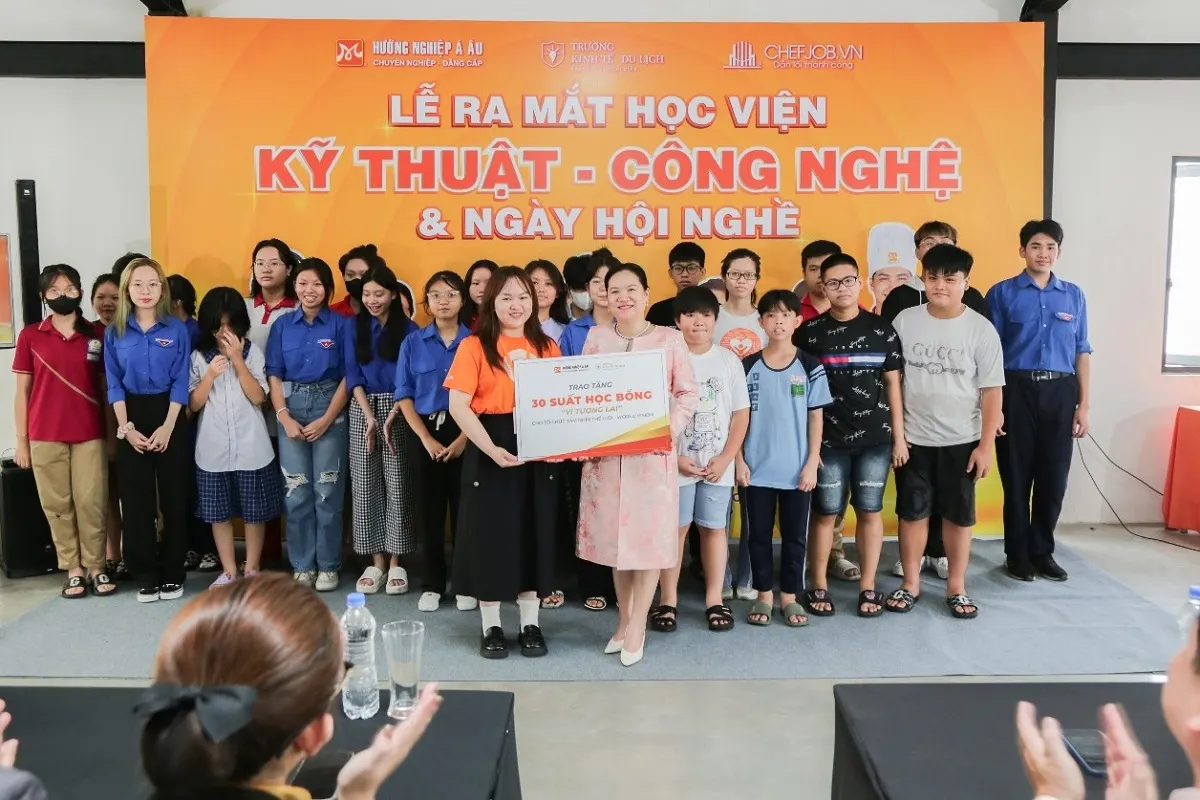 Trang Chủ Của Nhà Cái New88.Com Chính Thức trao tặng học bổng