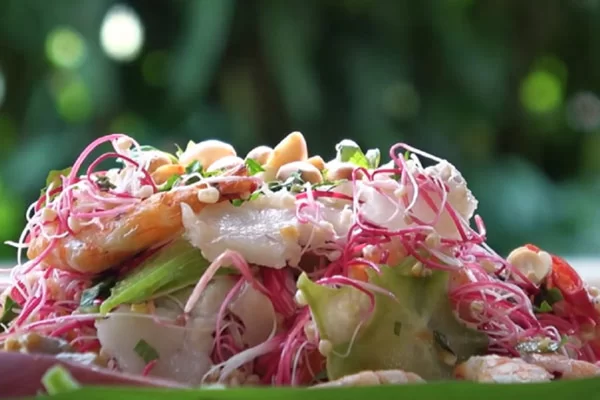 Gỏi Bông Bần