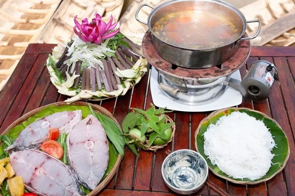Lẩu Bần Chua