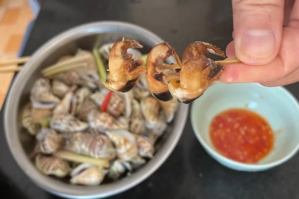 Ốc Nhảy Luộc