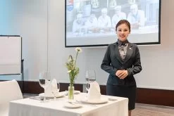 lớp học Quản Trị Nhà Hàng Khách Sạn Quốc Tế