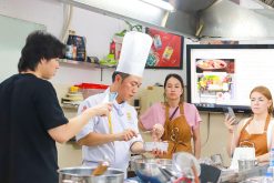 hình ảnh lớp học Chuyên Đề Bánh Mì Que 02