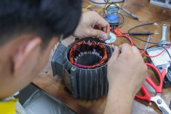 hình ảnh thục tế khóa học kỹ thuật quấn dây và sửa chữa máy điện ngắn hạn 06
