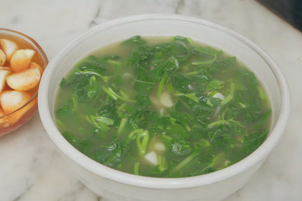 Nêm gia vị và hoàn thiện
