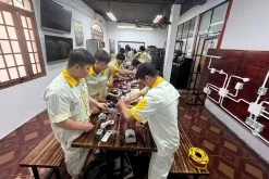 hình ảnh lớp học thực tế của lớp học Kỹ thuật viên Điện tử chuyên ngành Điện - Điện lạnh dân dụng 01